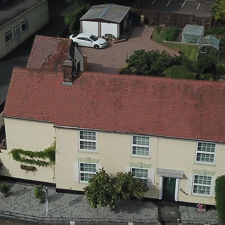 Woodlands 159 Bed & Breakfast Pershore Exterior photo