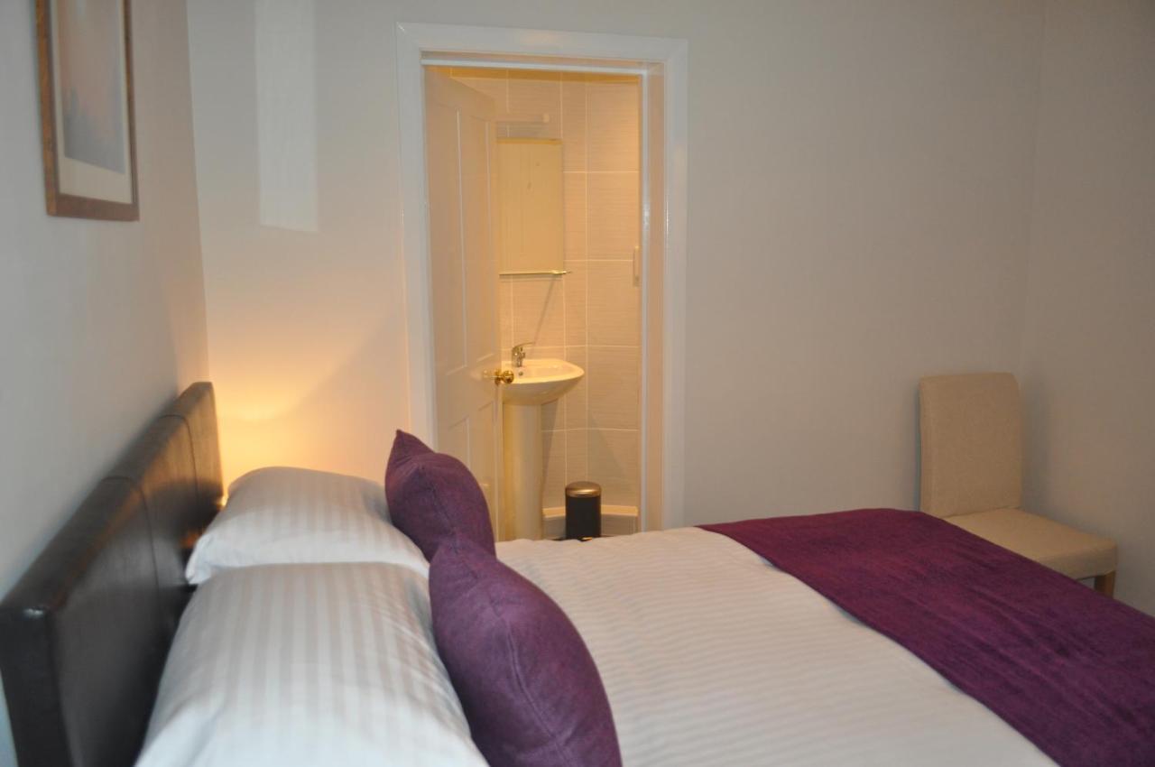 Woodlands 159 Bed & Breakfast Pershore Exterior photo